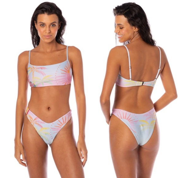 MAAJI Set - Embroidered Scape Bikini Top and Splendour Cheeky Bottom - L/M - Picture 7 of 16